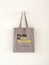 画像をギャラリービューアに読み込む, Fly Me to The MUSEUM エコバッグ サンド